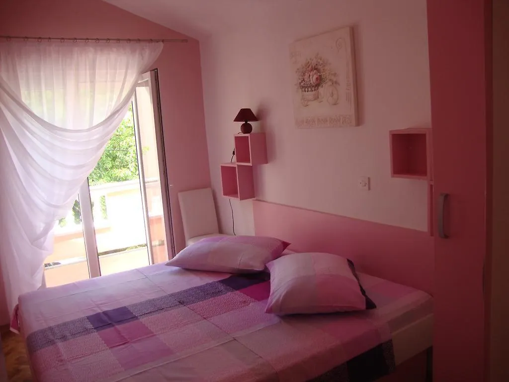 Apartments Hajo Kampor